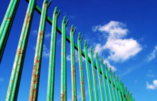 Green metal gate