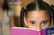 Visual attention problems in early childhood may predict reading difficulties.