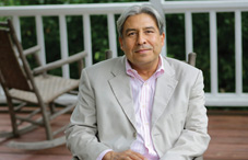 Dr. Steven James has made a bequest in his will to APF’s Visionary Fund to support “those who will see new days, dawns beyond my sight.” (credit: Evan Richman)