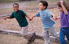 Children with autism learn better social skills when their peers invite them to play, according to a study by Vanderbilt University researchers.