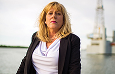 Epidemiologist Sharon Croisant, PhD, is collecting data about the physical and mental health, stress and resilience of Louisiana residents affected by the spill. (credit: Eric Kayne)
