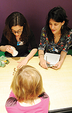 Psychologists around the country are bringing behavioral science to the public by conducting research on the exhibit floor at science centers and museums. (credit: Lloyd Wolf)