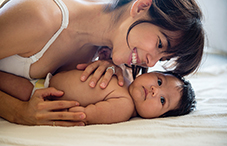 Maternal defense mechanisms influence infant development