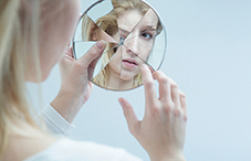 A new predictive model could help mental health professionals identify people about to experience a first psychotic episode