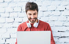 APA’s webinar series offers best practices and strategies for graduate students and psychologists who want to maximize their LinkedIn profiles.
