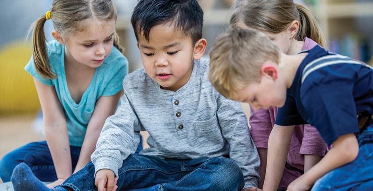 Monitor on Psychology: June; young children playing