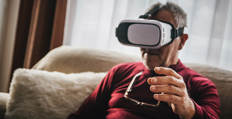 Man using a virtual reality device