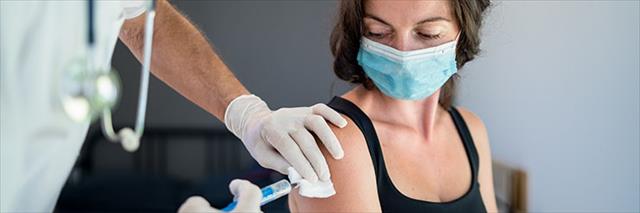 Patient getting a vaccine