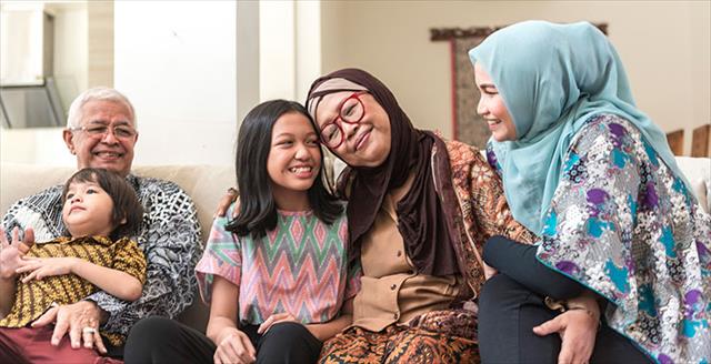 multigenerational family at home