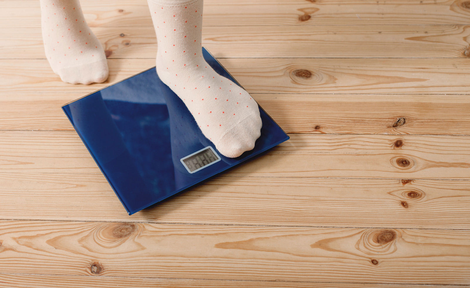 Stepping on scale