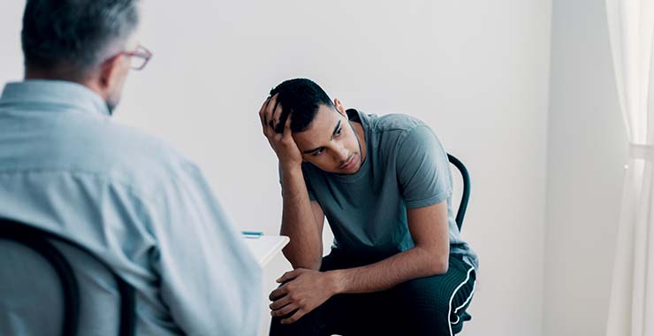 Psychologist meeting with patient